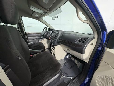Used 2013 Dodge Grand Caravan SE image 16