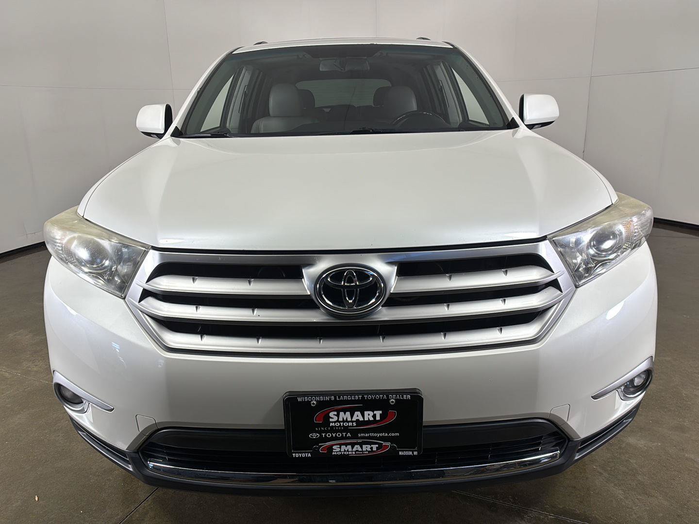 Used 2012 Toyota Highlander Limited w/ Tow Pkg AWD/4WD image 7
