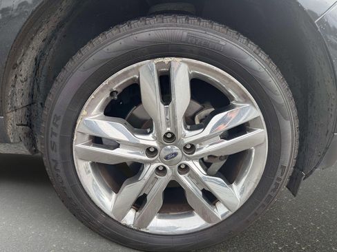 Used 2013 Ford Edge Limited FWD image 7