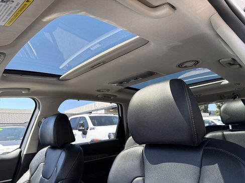 Used 2024 Kia Telluride SX FWD image 18