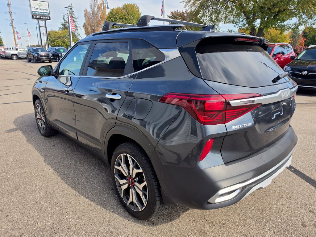 Used 2022 Kia Seltos SX AWD/4WD image 7
