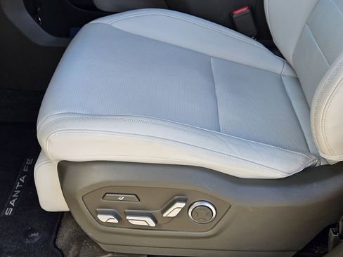 Used 2025 Hyundai Santa Fe Calligraphy AWD/4WD image 18