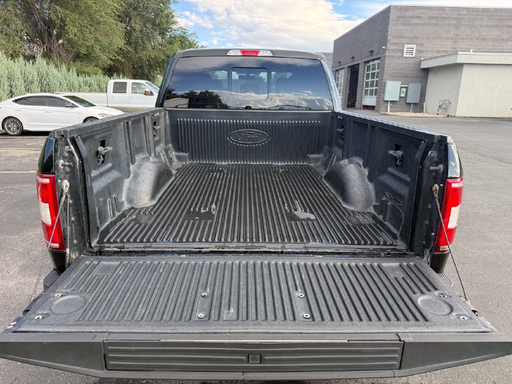 Used 2018 Ford F150 XLT w/ Equipment Group 302A Luxury AWD/4WD image 14
