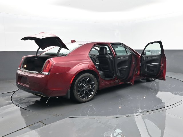 Used 2021 Chrysler 300 Touring AWD/4WD image 29