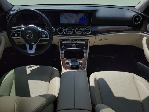 Used 2020 Mercedes-Benz E 350 Sedan image 11