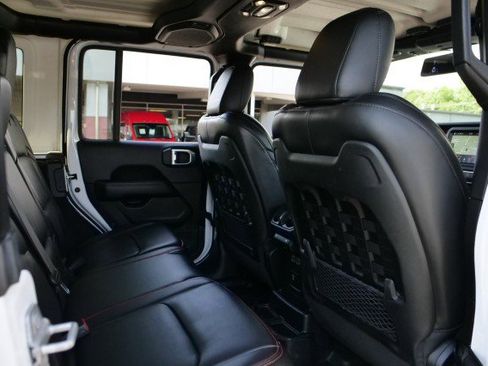 Used 2020 Jeep Wrangler Unlimited Rubicon AWD/4WD image 29