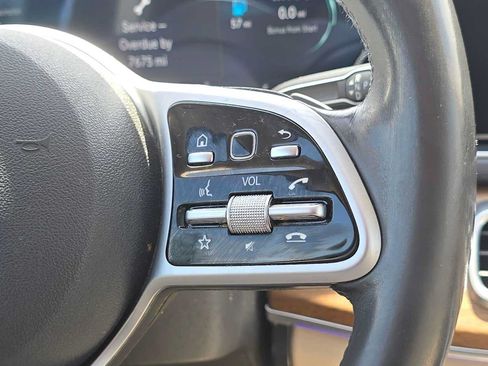 Certified 2020 Mercedes-Benz GLE 350 w/ Premium Package image 27