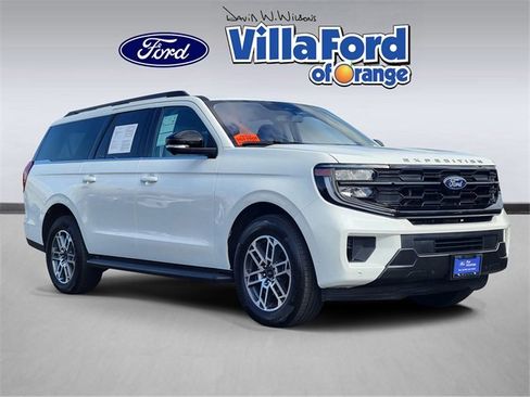 Certified 2025 Ford Expedition Max Active image 1