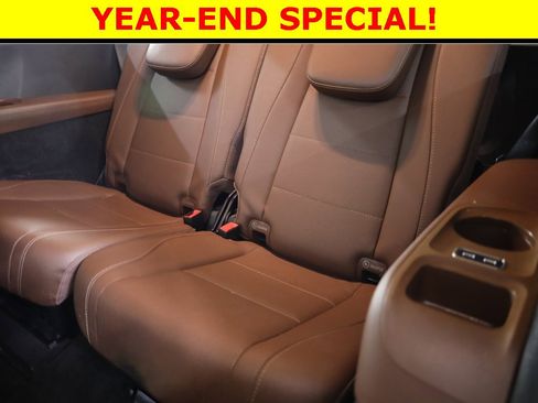 Certified 2024 Mercedes-Benz GLS 450 4MATIC w/ AMG Line Exterior image 37