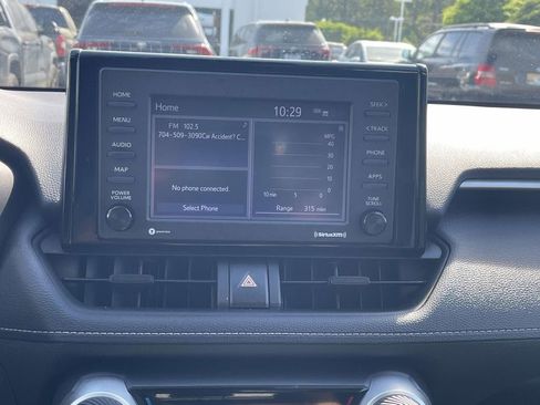 Used 2022 Toyota RAV4 XLE w/ Convenience Package image 37