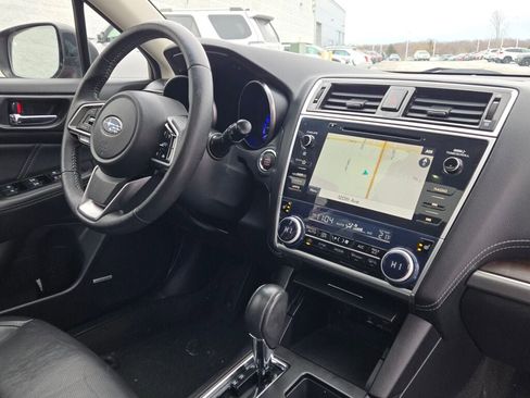 Used 2019 Subaru Outback 3.6R Limited image 7