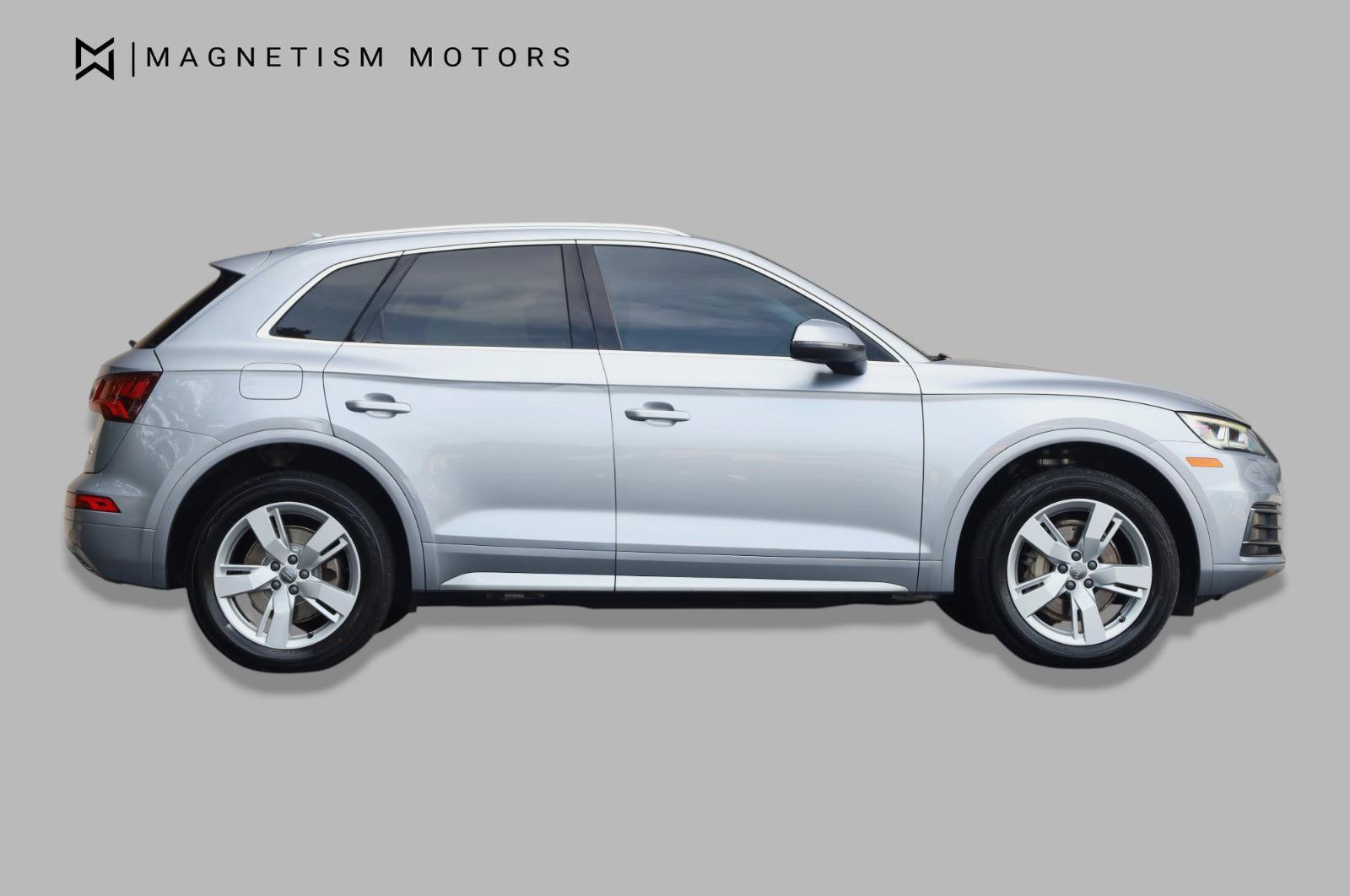 Used 2018 Audi Q5 2.0T Premium Plus w/ Premium Plus Package AWD/4WD image 3