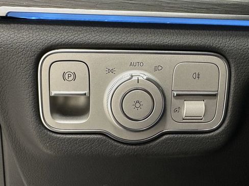 Certified 2024 Mercedes-Benz GLE 450 4MATIC image 35