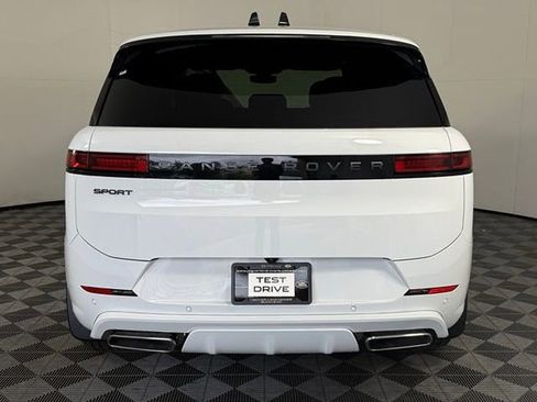 New 2026 Land Rover Range Rover Sport Dynamic SE AWD/4WD image 7