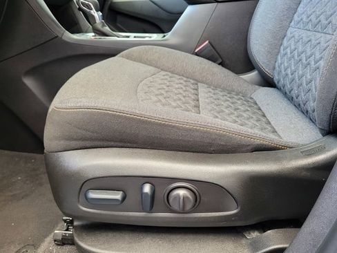 Used 2024 Chevrolet Equinox LT image 21