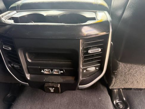 Used 2020 RAM 2500 Laramie w/ Night Edition AWD/4WD image 11