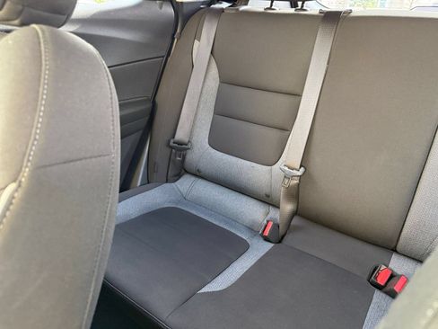 Used 2025 Chevrolet TrailBlazer LT FWD image 39