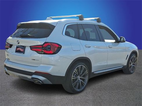 Used 2024 BMW X3 sDrive30i w/ Premium Package image 4