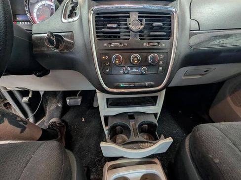 Used 2011 Dodge Grand Caravan Mainstreet w/ PWR Convenience Group FWD image 34