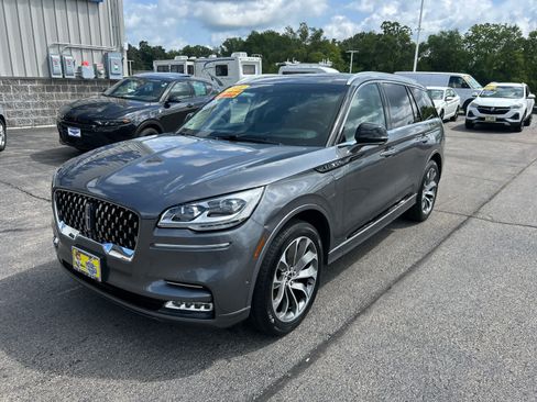 Used 2022 Lincoln Aviator Grand Touring w/ Equipment Group 301A AWD/4WD image 3