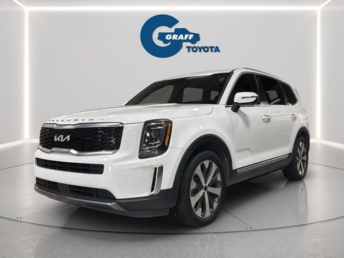 Used 2022 Kia Telluride S AWD/4WD image 1