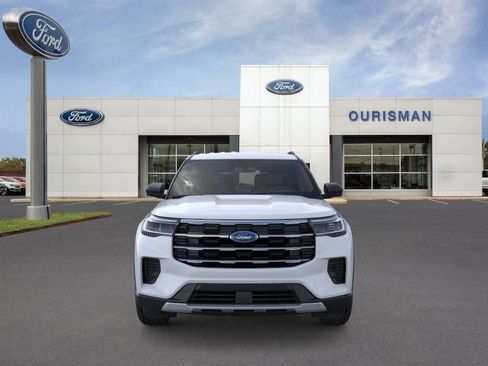 New 2026 Ford Explorer Active image 2