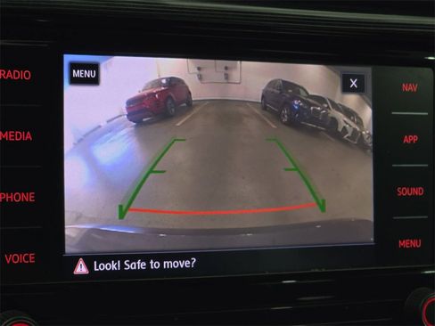 Used 2022 Volkswagen Passat 2.0T R-Line image 22