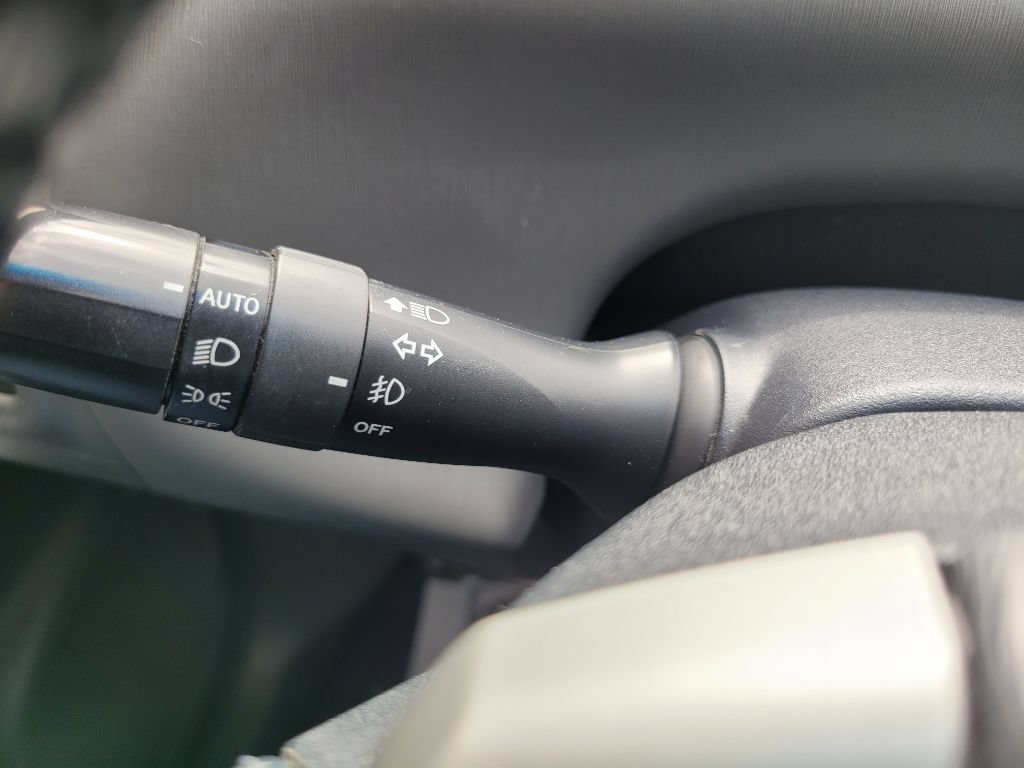 Used 2013 Toyota Prius V Five FWD image 26