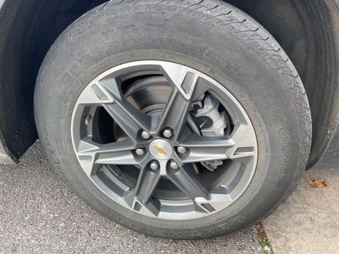 Used 2025 Chevrolet Blazer LT image 5