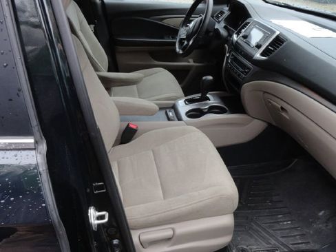 Used 2019 Honda Pilot LX image 12