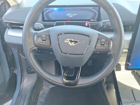 Used 2023 Ford Mustang Mach-E Select RWD image 15