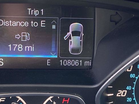 Used 2015 Ford Escape SE w/ Equipment Group 201A FWD image 23