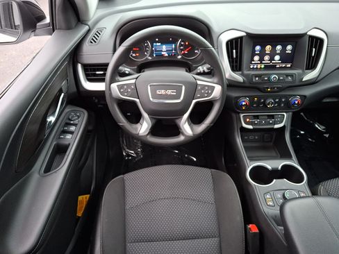 Certified 2023 GMC Terrain SLE w/ Driver Convenience Package AWD/4WD image 12