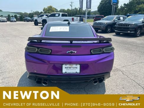 Used 2018 Chevrolet Camaro ZL1 RWD image 26