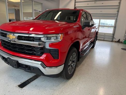 New 2026 Chevrolet Silverado 1500 LT w/ Safety Package AWD/4WD image 10