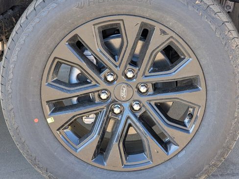 New 2025 Ford F150 Lariat w/ Equipment Group 501A Mid image 9