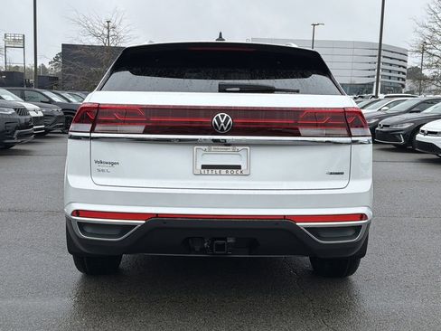 New 2026 Volkswagen Atlas Cross Sport SEL AWD/4WD image 4
