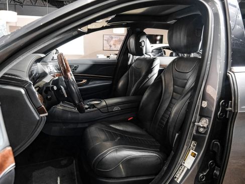 Used 2018 Mercedes-Benz S 560 4MATIC Sedan image 28