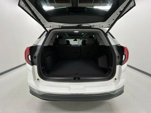 Certified 2022 GMC Terrain AT4 w/ Infotainment Package II AWD/4WD image 27