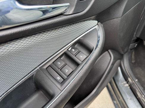 Used 2019 Chevrolet Cruze LT w/ Convenience Package FWD image 19