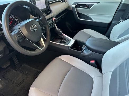 Certified 2022 Toyota RAV4 XLE Premium FWD image 11