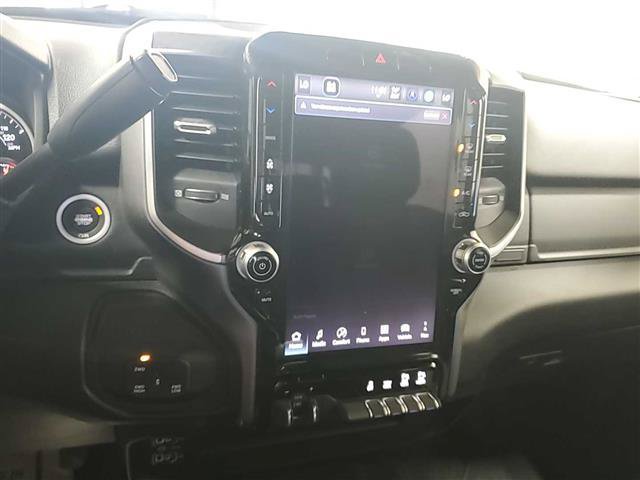 Certified 2025 RAM 2500 Big Horn AWD/4WD image 3