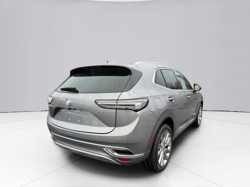 Used 2022 Buick Envision Avenir w/ Technology Package II image 9