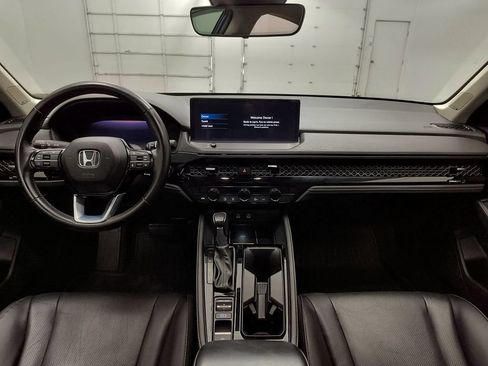 Used 2024 Honda Accord Touring image 13