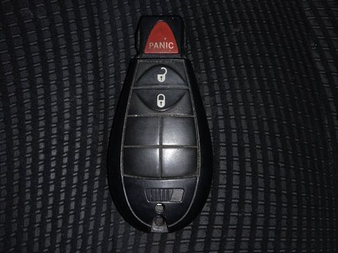 Used 2020 Dodge Grand Caravan SE w/ UConnect Hands-Free Group FWD image 32