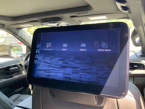 New 2026 Chevrolet Tahoe Z71 w/ Z71 Off-Road Package AWD/4WD image 11
