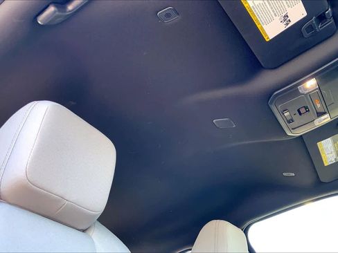 Used 2025 Toyota Tacoma SR5 image 14