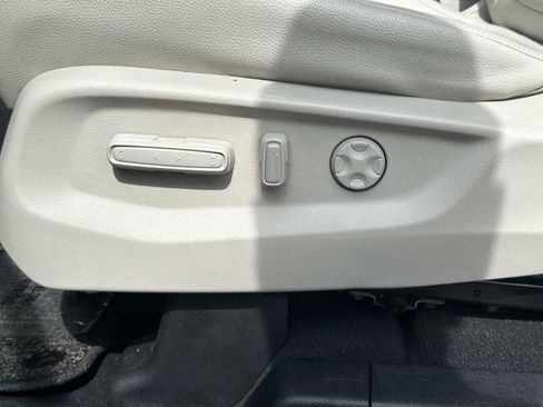 Certified 2025 Honda Odyssey EX-L image 18