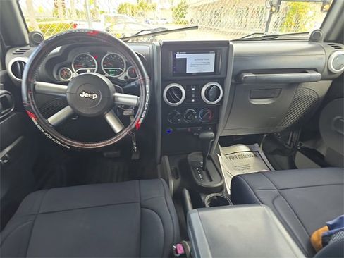 Used 2008 Jeep Wrangler Unlimited Sahara w/ Trailer Tow Group image 12