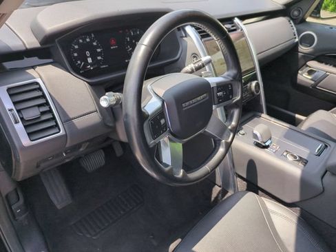 Used 2022 Land Rover Discovery S AWD/4WD image 7